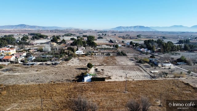 Mark till salu i Villena - 99 000 € (Ref: 8686535)