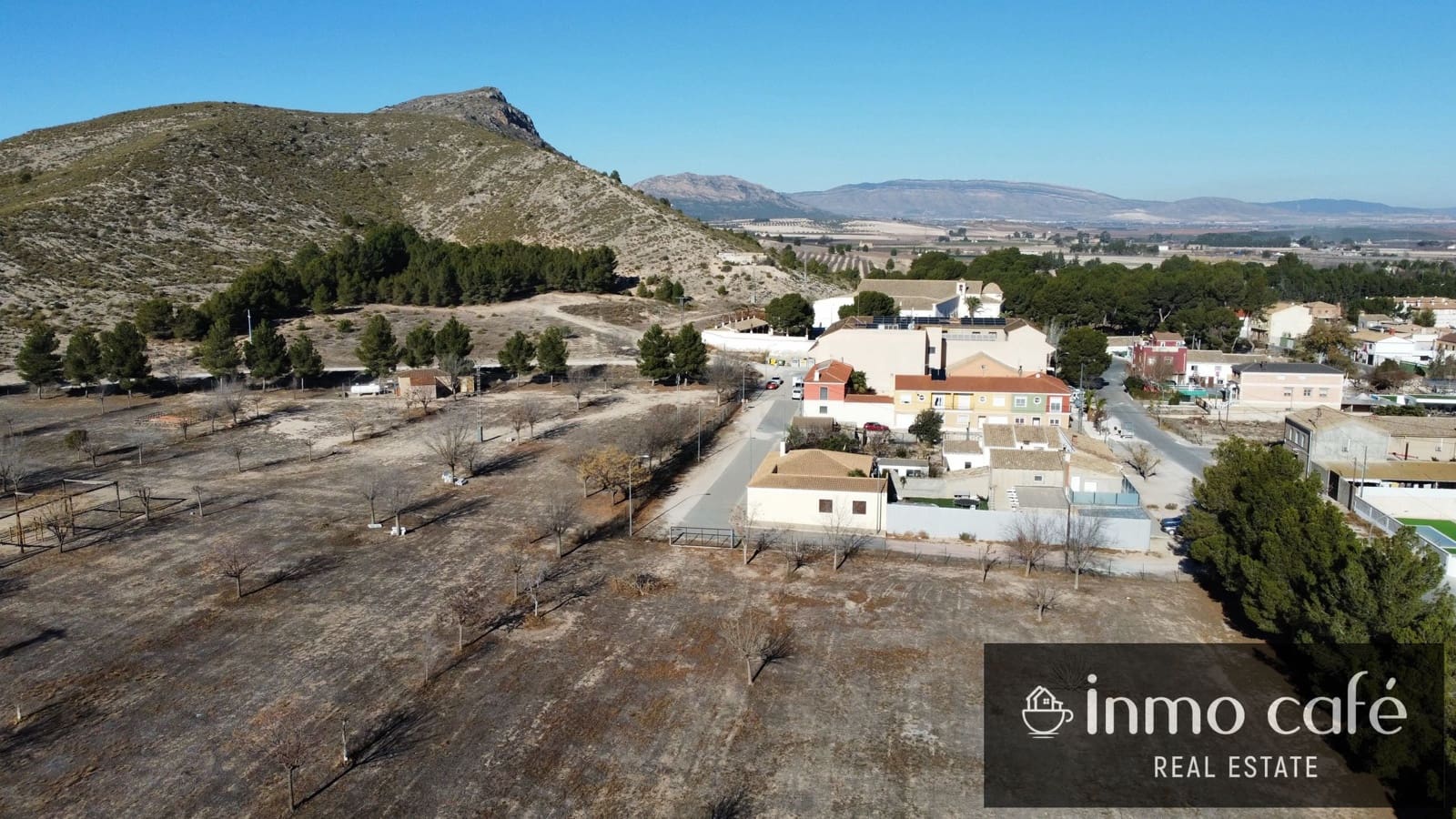 Ubebygd land til salgs i Villena - € 75 000 (Ref: 8686535)