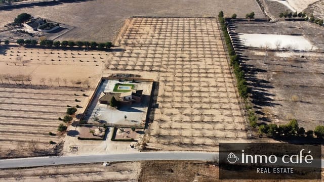 Terre non Aménagée à vendre à Villena - 75 000 € (Ref: 8686535)