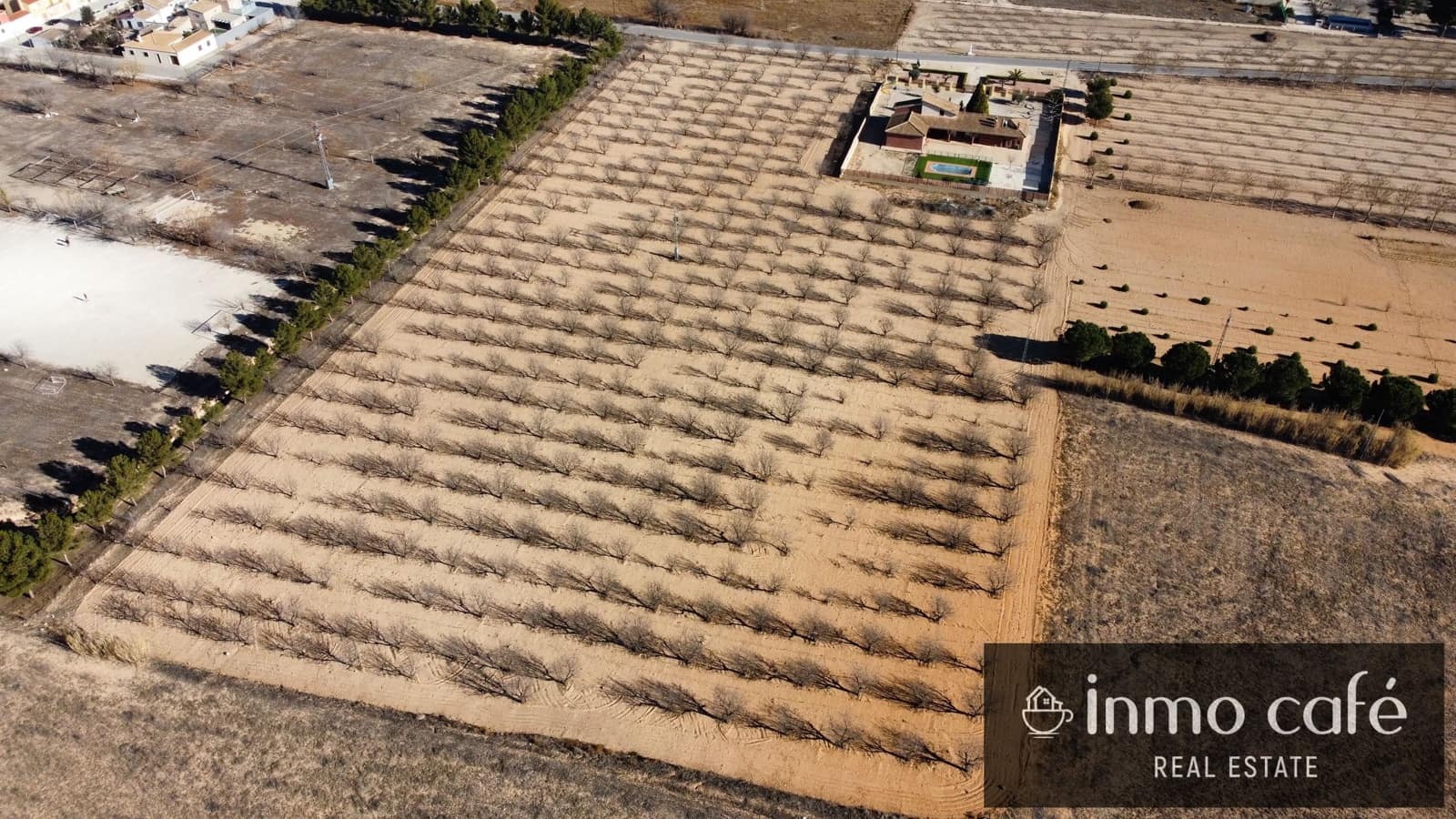 Ubebygd land til salgs i Villena - € 75 000 (Ref: 8686535)