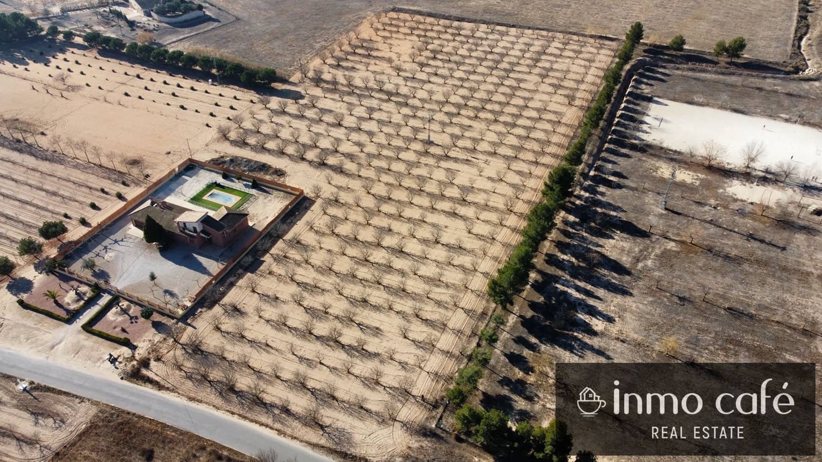 Ubebygd land til salgs i Villena - € 75 000 (Ref: 8686535)