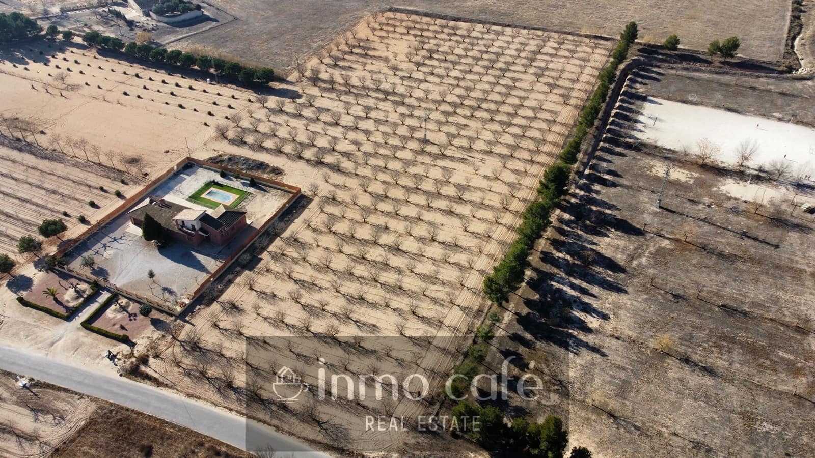 Undeveloped Land for sale in Villena - € 75,000 (Ref: 8686535)
