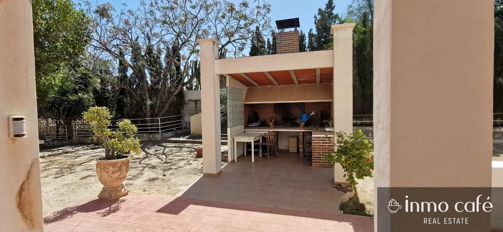 Chalet de 4 habitaciones en Elche / Elx en venta con piscina - 420.000 € (Ref: 8686538)