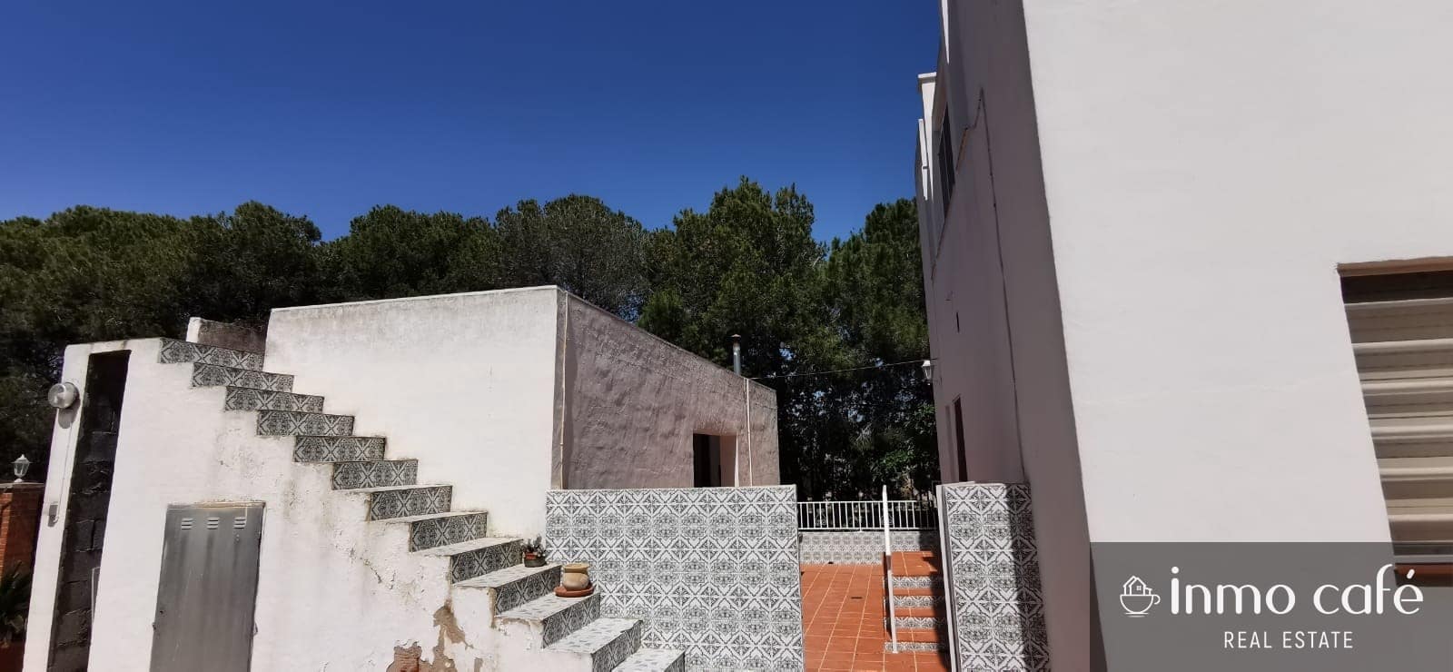 Chalet de 4 habitaciones en Elche / Elx en venta con piscina - 420.000 € (Ref: 8686538)