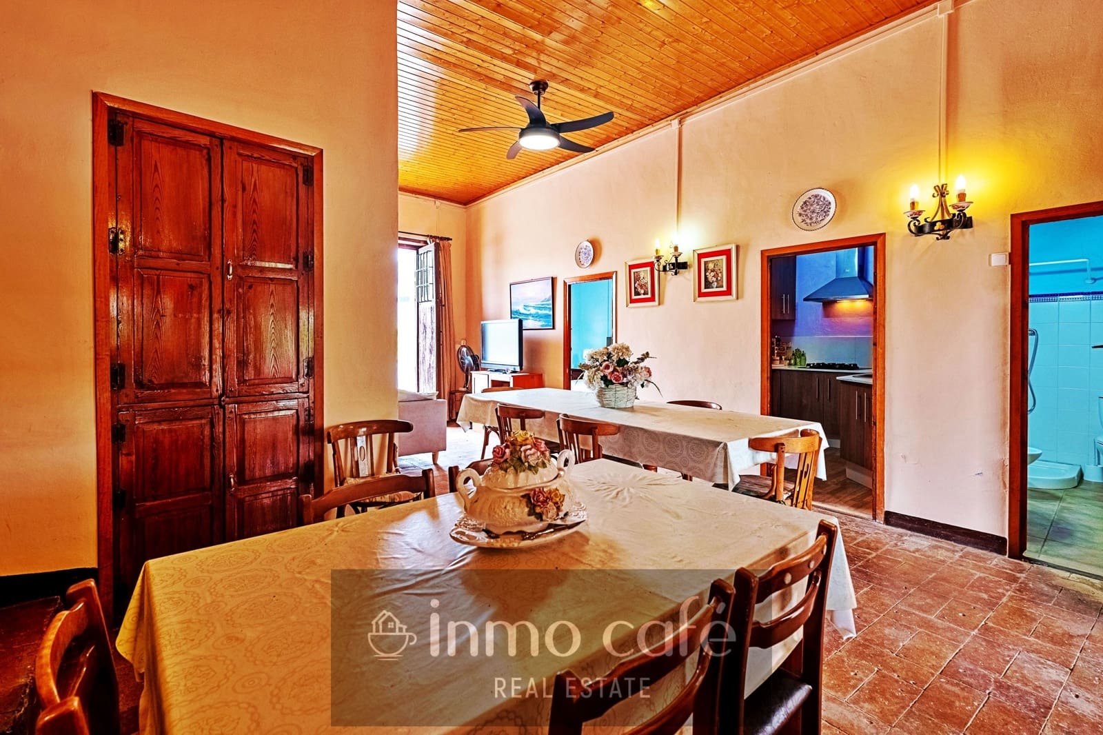 2 bedroom Finca/Country House for sale in Biar with pool garage - € 200,000 (Ref: 8686541)