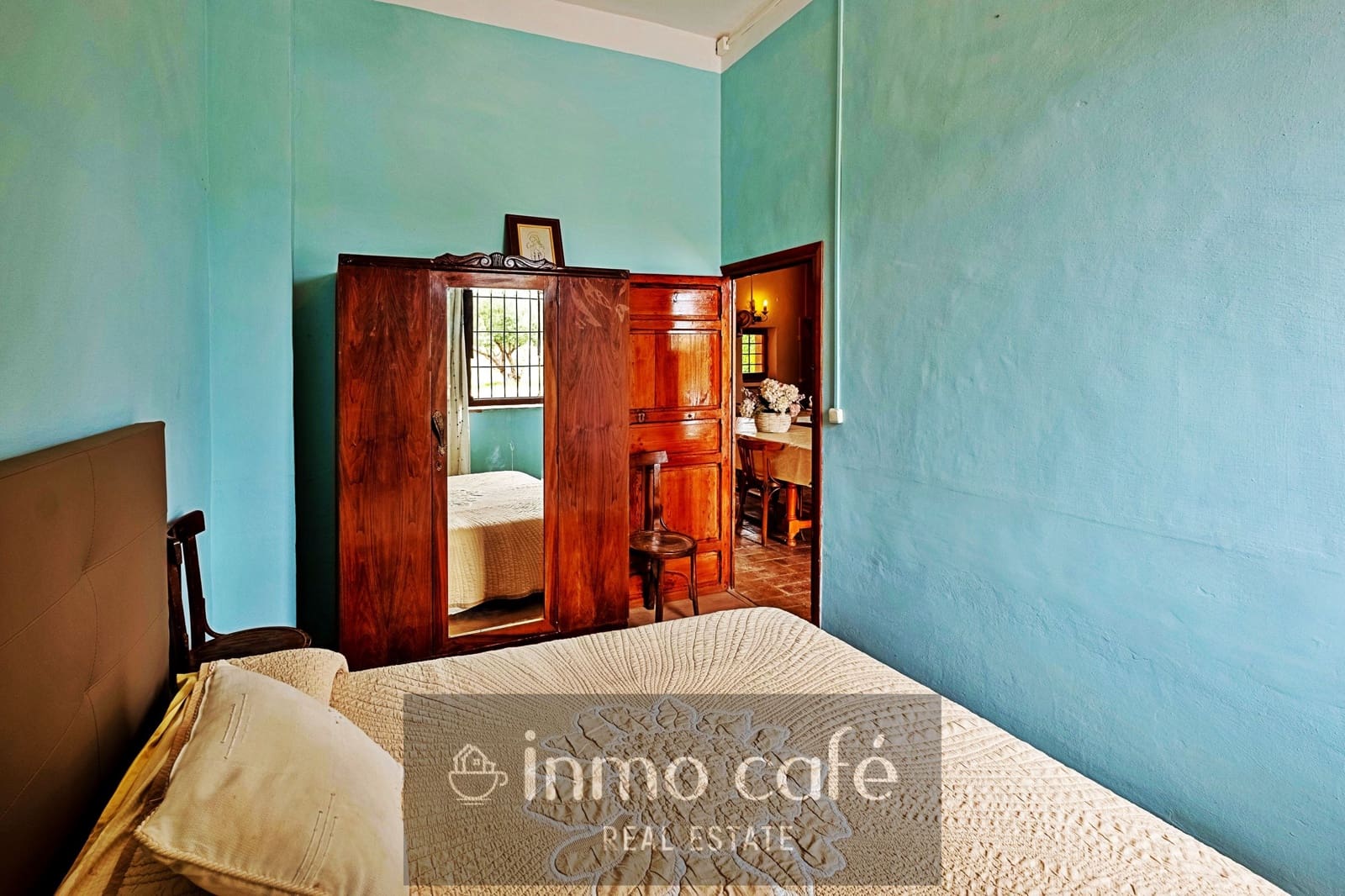 2 bedroom Finca/Country House for sale in Biar with pool garage - € 200,000 (Ref: 8686541)