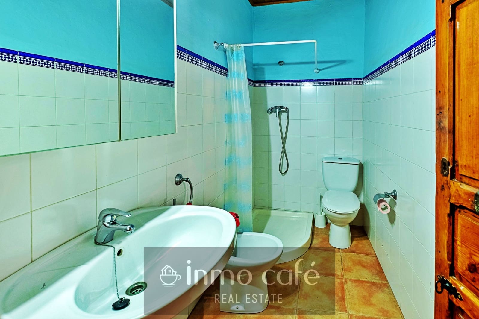 2 bedroom Finca/Country House for sale in Biar with pool garage - € 200,000 (Ref: 8686541)