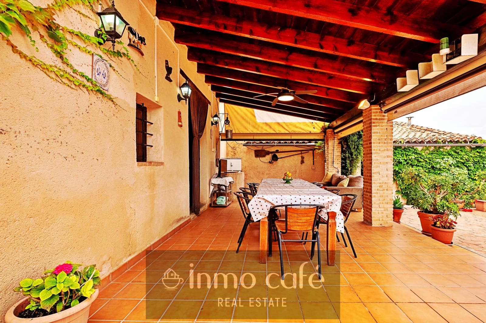 2 bedroom Finca/Country House for sale in Biar with pool garage - € 200,000 (Ref: 8686541)