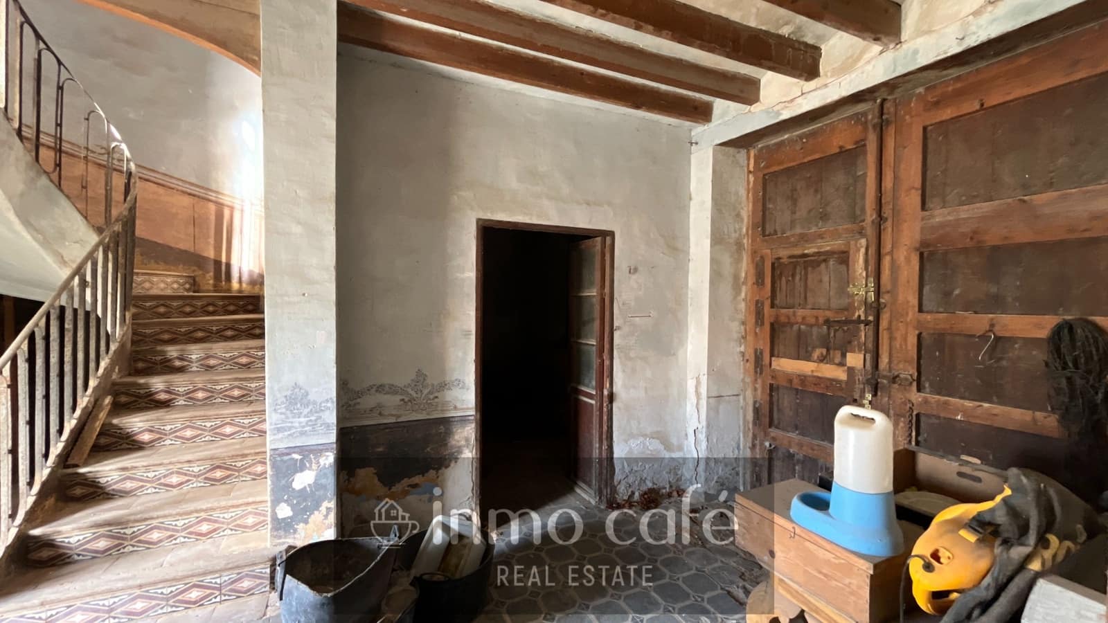 2 bedroom Finca/Country House for sale in Biar with pool garage - € 200,000 (Ref: 8686541)
