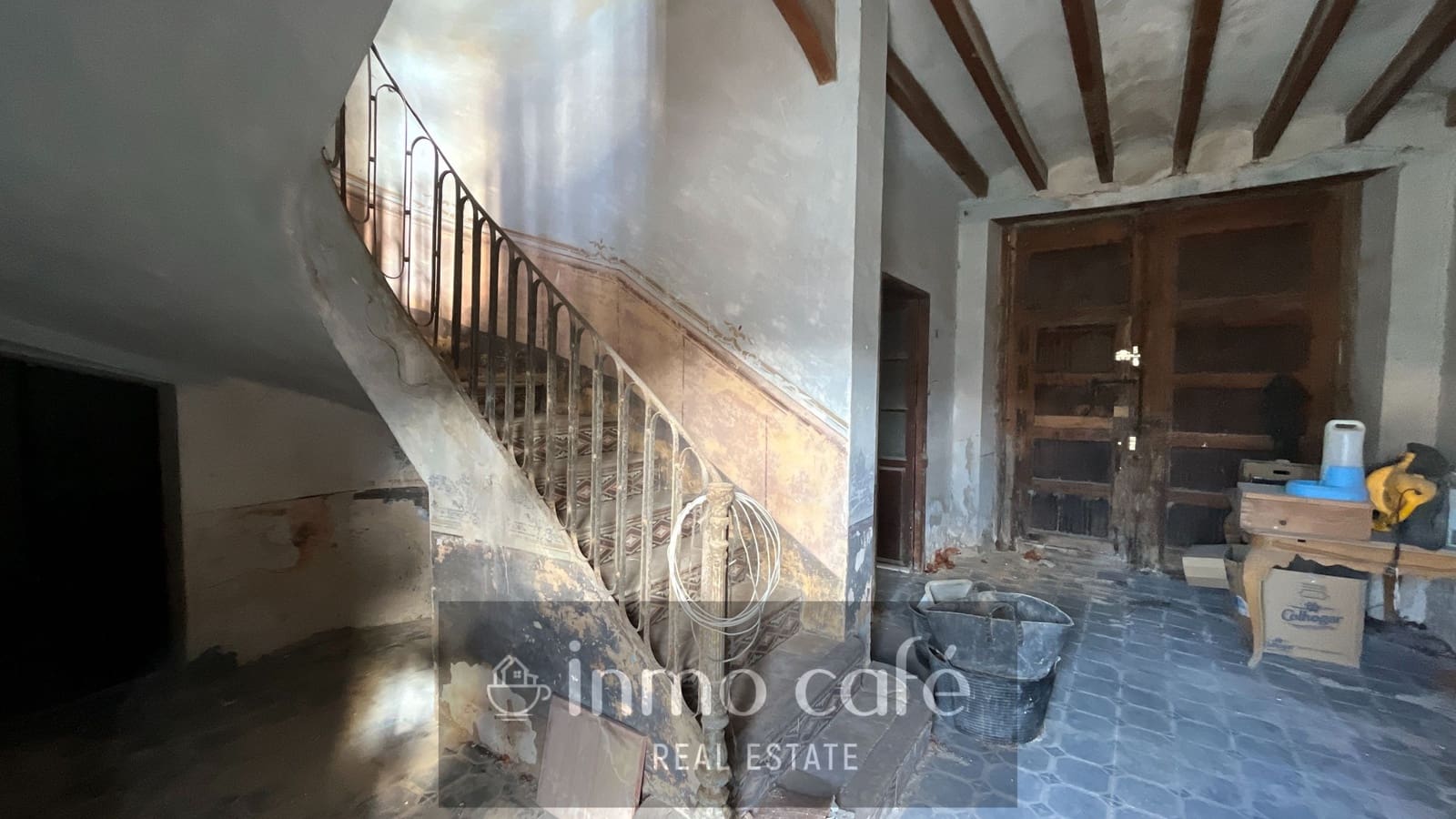 2 bedroom Finca/Country House for sale in Biar with pool garage - € 200,000 (Ref: 8686541)