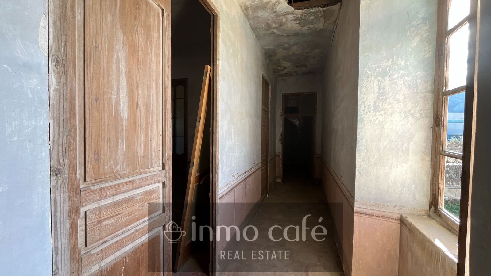 2 bedroom Finca/Country House for sale in Biar with pool garage - € 200,000 (Ref: 8686541)