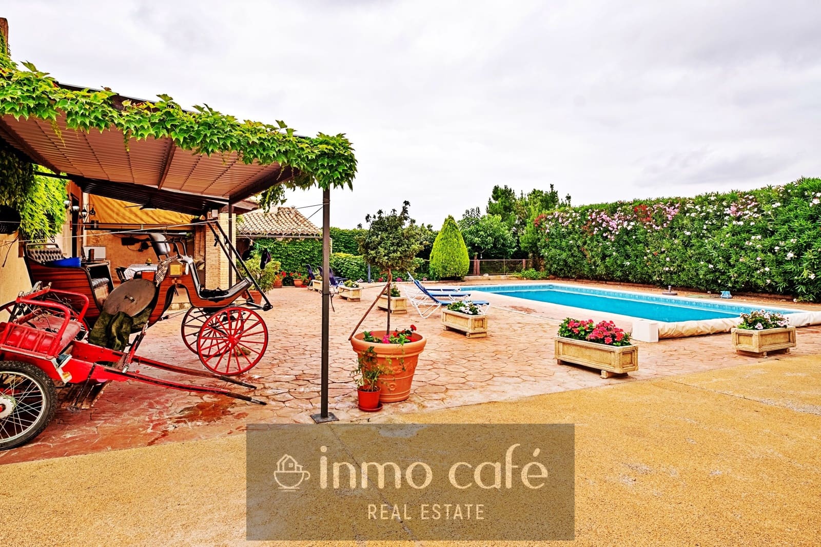 2 bedroom Finca/Country House for sale in Biar with pool garage - € 200,000 (Ref: 8686541)