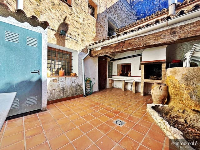 4 bedroom Townhouse for sale in Biar - € 160,000 (Ref: 8686545)