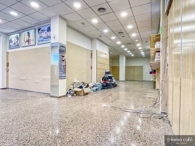 Commercial for rent in Ontinyent - € 600 (Ref: 8739115)