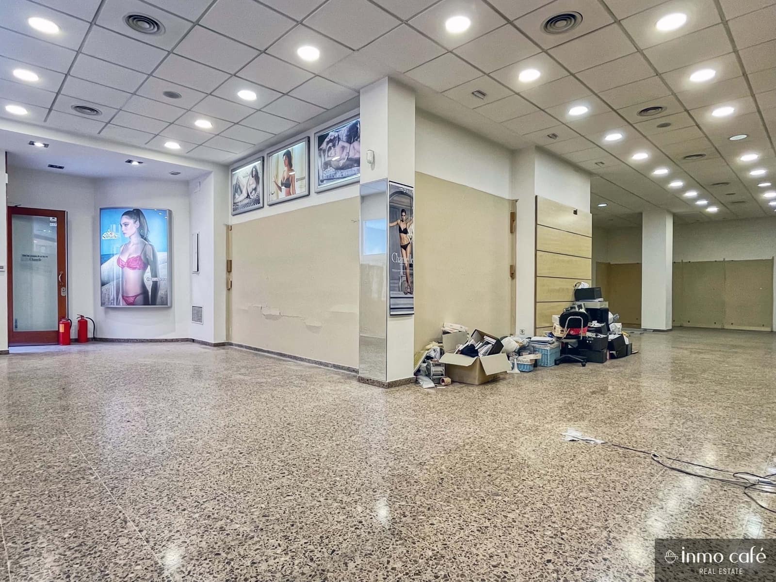 Erhverv til leje i Ontinyent - € 600 (Ref: 8739115)