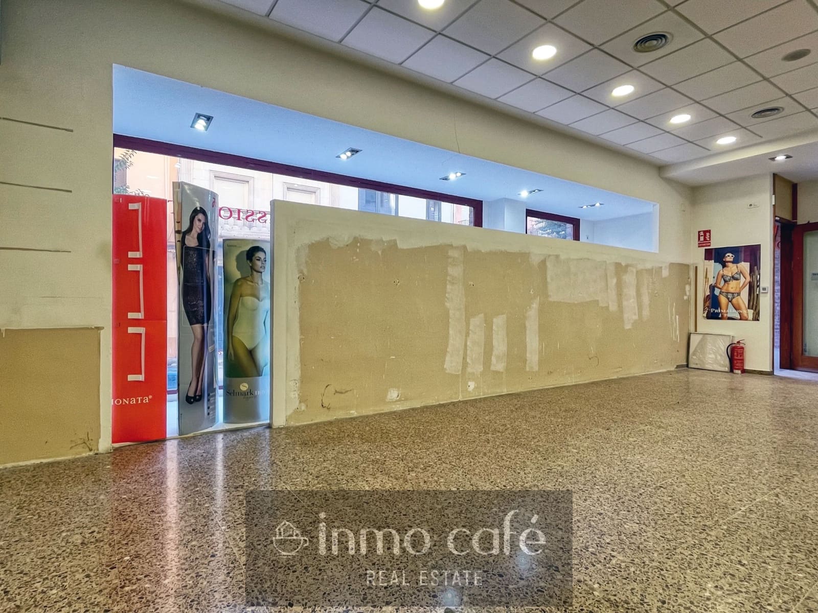 Gewerbe zu vermieten in Ontinyent - 600 € (Ref: 8739115)