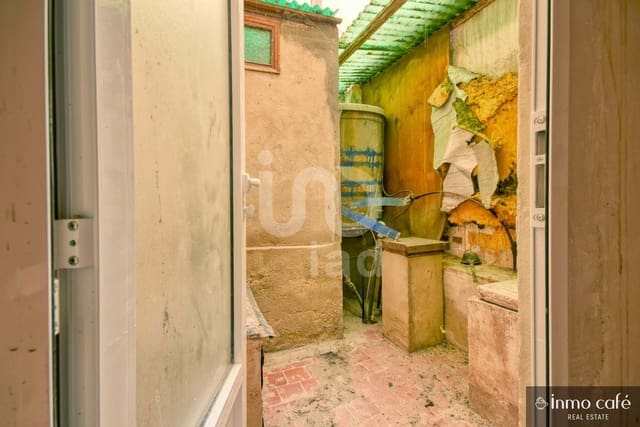 1 bedroom Commercial for sale in Canals - € 32,500 (Ref: 8769321)