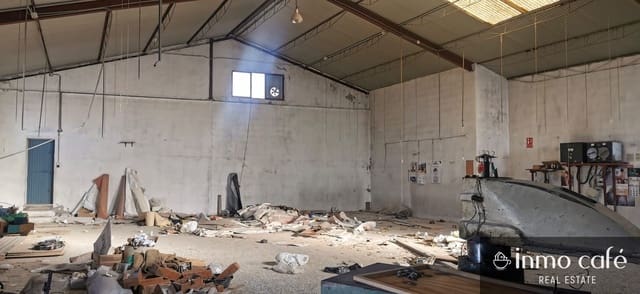 Commercial for sale in Crevillente / Crevillent - € 110,000 (Ref: 8779354)