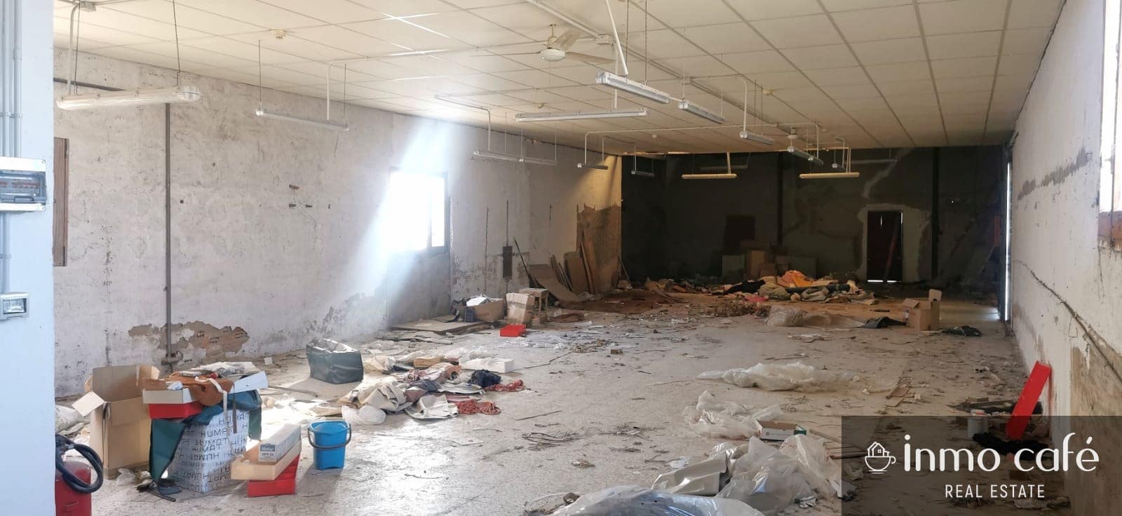 Local Comercial en Crevillente / Crevillent en venta - 110.000 € (Ref: 8779354)