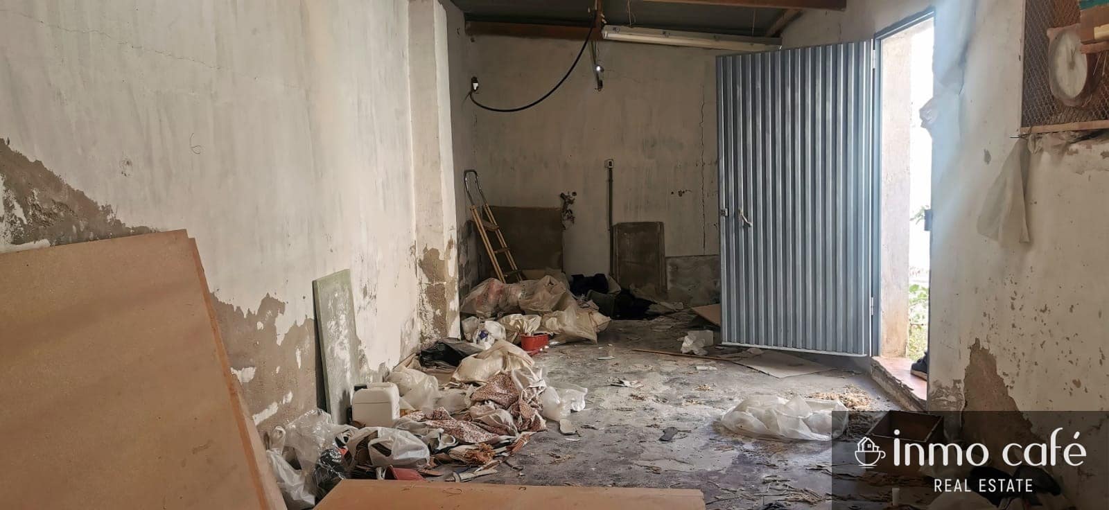 Local Comercial en Crevillente / Crevillent en venta - 110.000 € (Ref: 8779354)