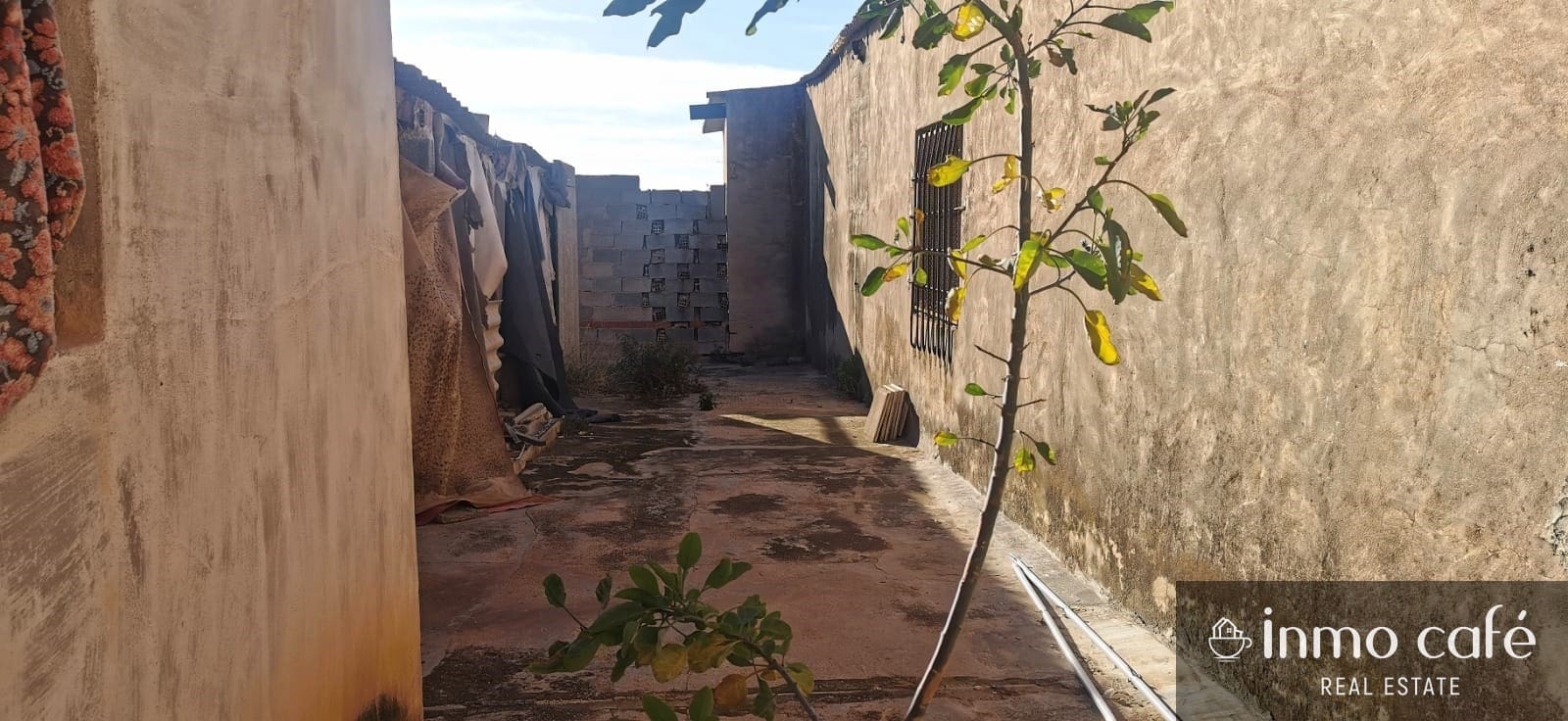 Local Comercial en Crevillente / Crevillent en venta - 110.000 € (Ref: 8779354)