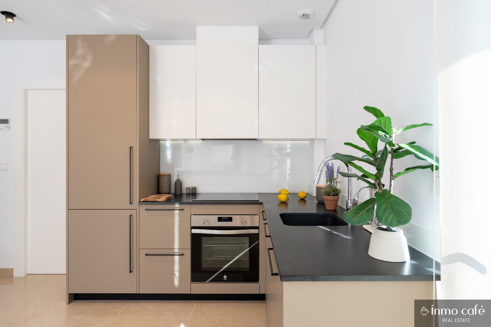 3 bedroom Apartment for sale in Santa Pola with pool garage - € 312,000 (Ref: 8800066)