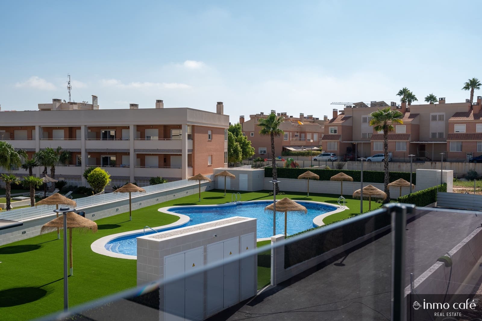 3 bedroom Apartment for sale in Santa Pola with pool garage - € 312,000 (Ref: 8800066)