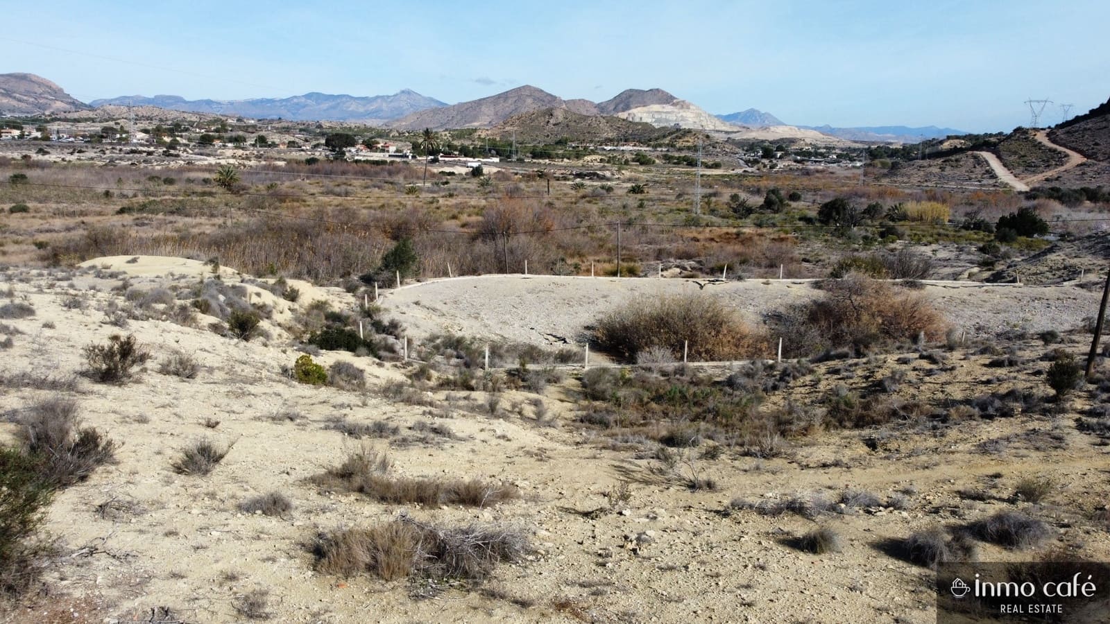 Grunde uden byggetilladelser til salg i Alicante by - € 979.000 (Ref: 8835310)