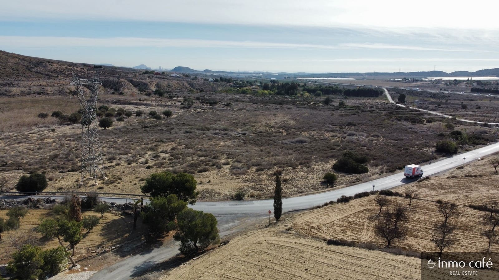 Grunde uden byggetilladelser til salg i Alicante by - € 979.000 (Ref: 8835310)