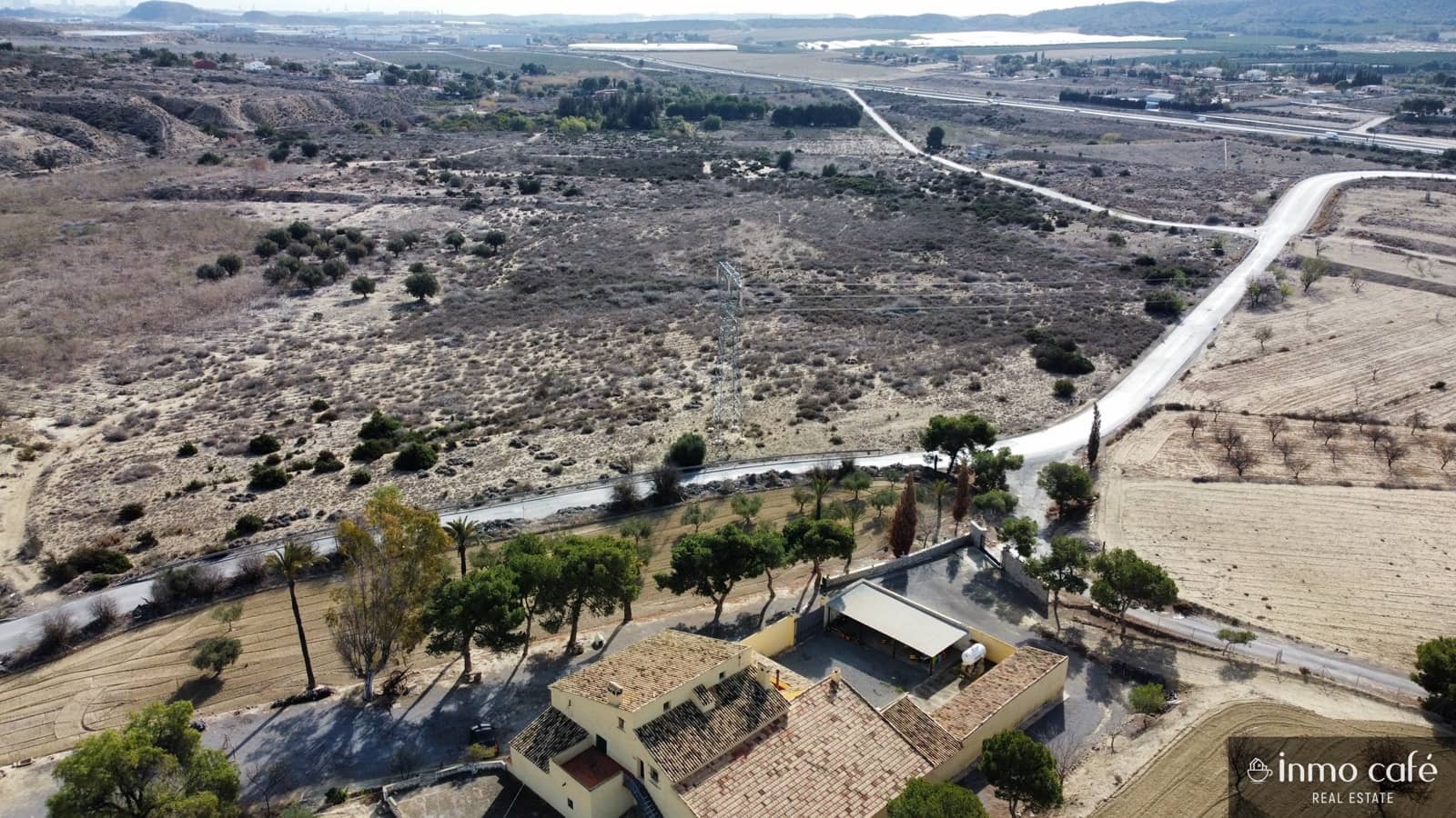 Grunde uden byggetilladelser til salg i Alicante by - € 979.000 (Ref: 8835310)