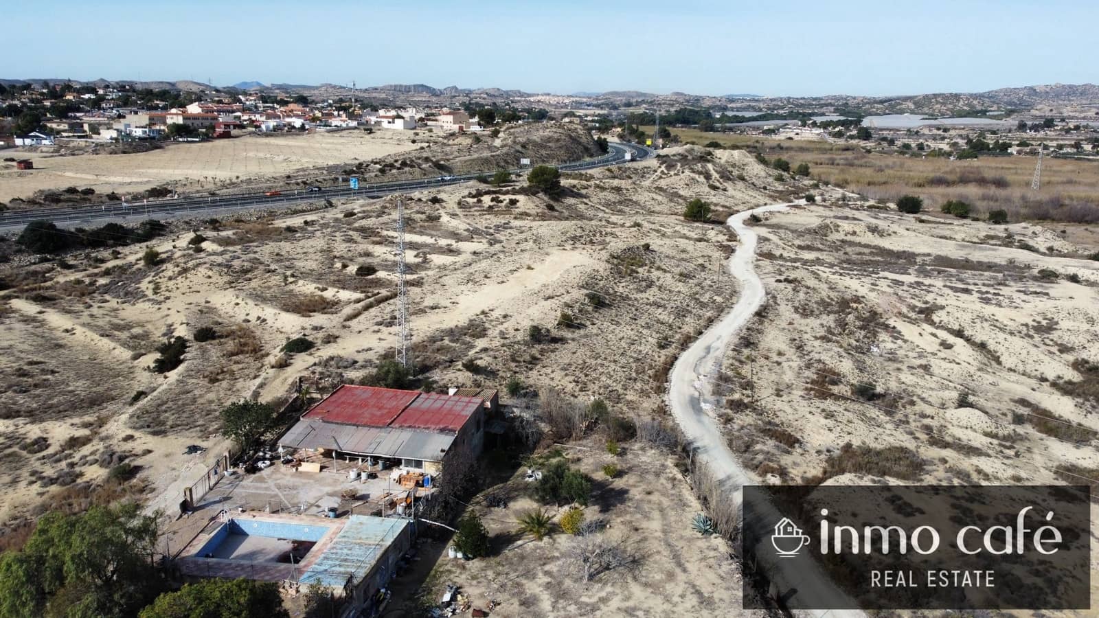 Ubebygd land til salgs i Alicante by - € 979 000 (Ref: 8835310)