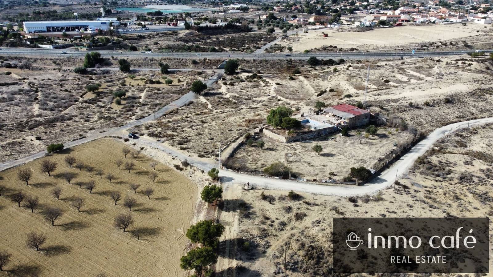 Ubebygd land til salgs i Alicante by - € 979 000 (Ref: 8835310)