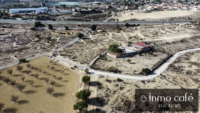 Ubebygd land til salgs i Alicante by - € 979 000 (Ref: 8835310)