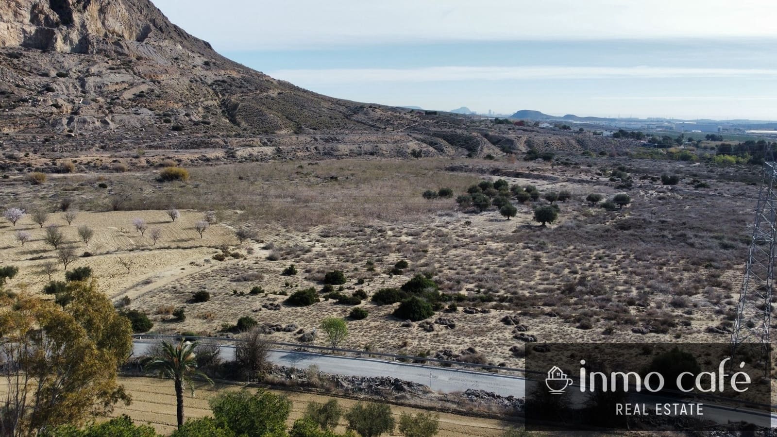 Ubebygd land til salgs i Alicante by - € 979 000 (Ref: 8835310)