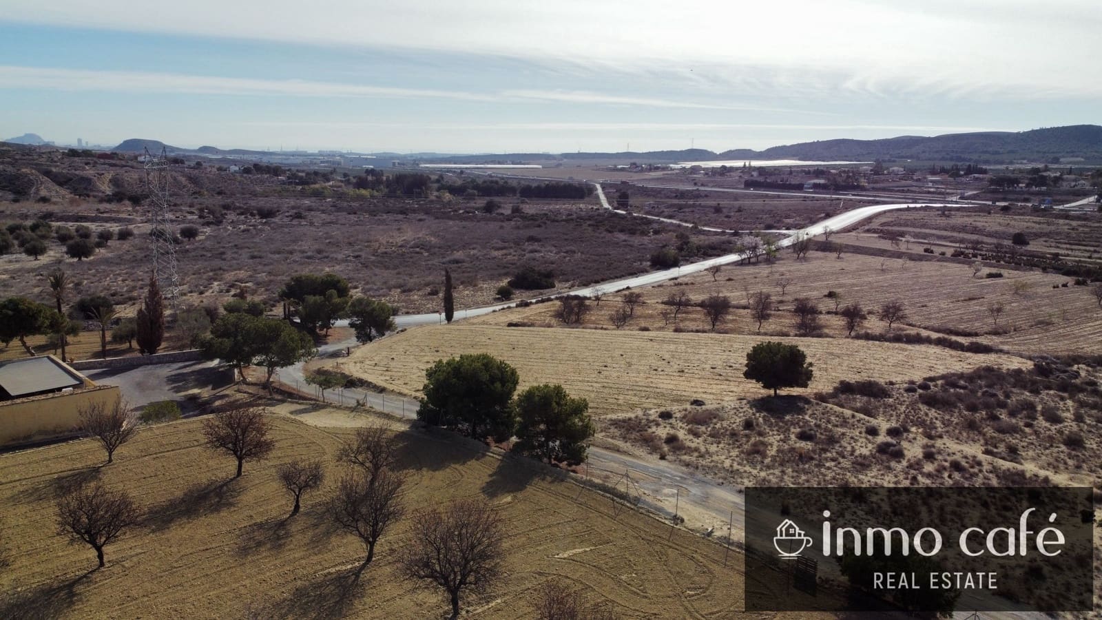 Ubebygd land til salgs i Alicante by - € 979 000 (Ref: 8835310)