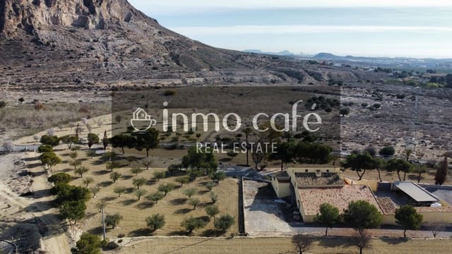 Ubebygd land til salgs i Alicante by - € 979 000 (Ref: 8835310)