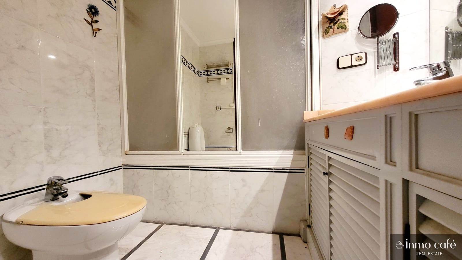 4 soveværelse Lejlighed til salg i Alicante by med swimmingpool garage - € 365.000 (Ref: 8887129)