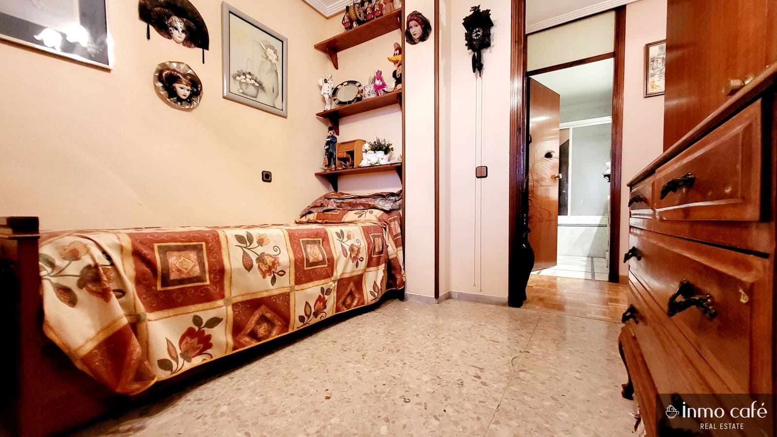 4 soveværelse Lejlighed til salg i Alicante by med swimmingpool garage - € 365.000 (Ref: 8887129)