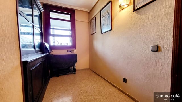 4 soveværelse Lejlighed til salg i Alicante by med swimmingpool garage - € 365.000 (Ref: 8887129)