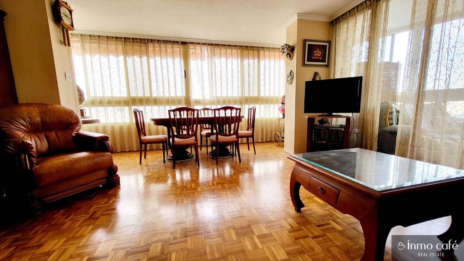 4 soveværelse Lejlighed til salg i Alicante by med swimmingpool garage - € 365.000 (Ref: 8887129)