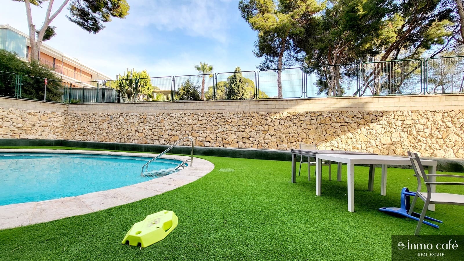 4 soveværelse Lejlighed til salg i Alicante by med swimmingpool garage - € 365.000 (Ref: 8887129)