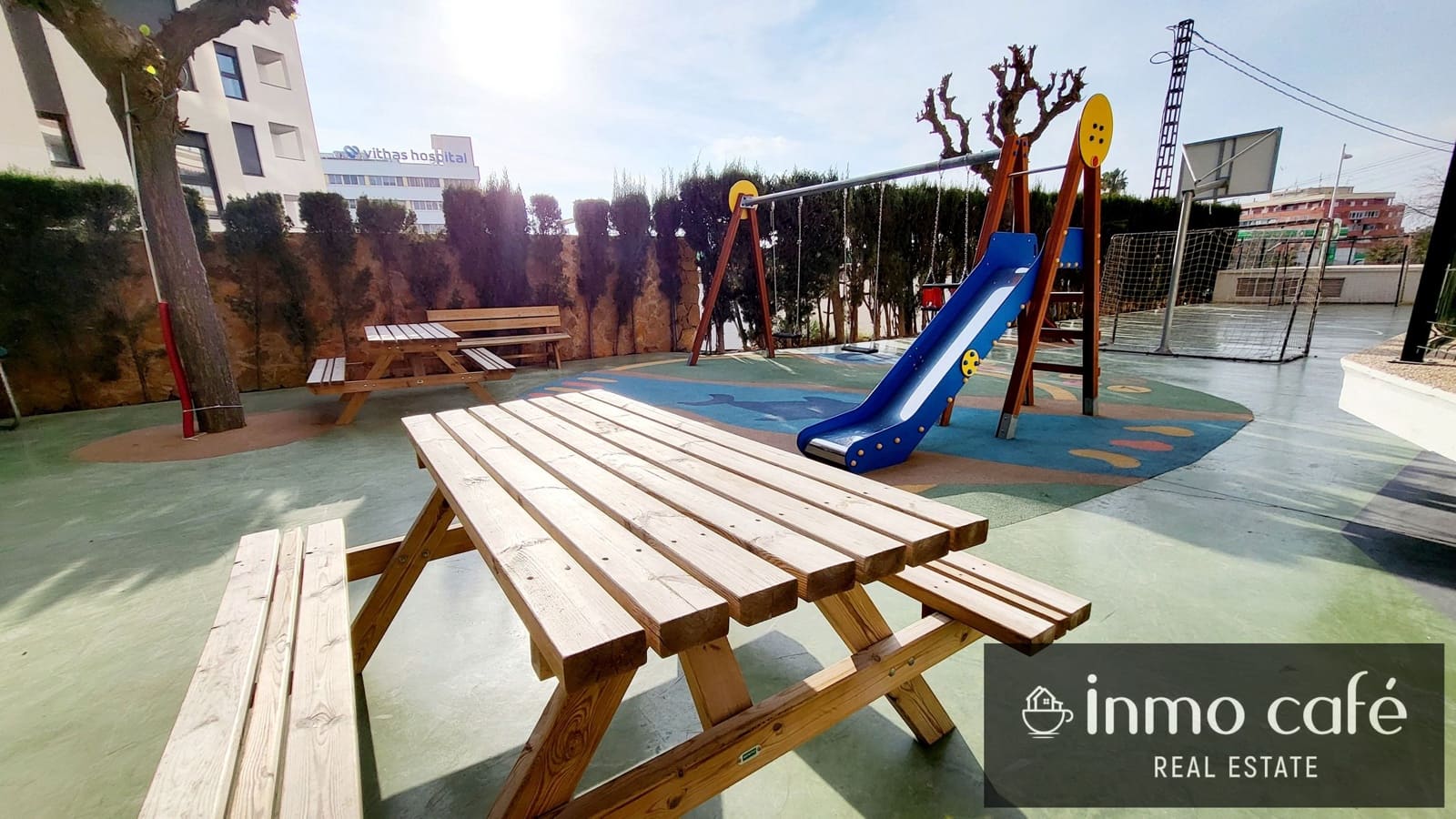 4 Zimmer Apartment zu verkaufen in Alicante / Alacant Stadt mit Pool Garage - 365.000 € (Ref: 8887129)