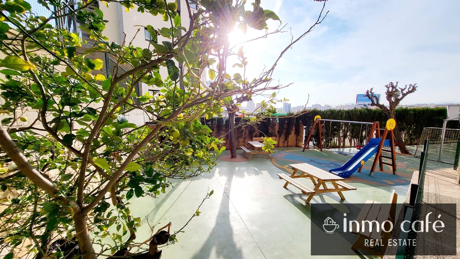 4 Zimmer Apartment zu verkaufen in Alicante / Alacant Stadt mit Pool Garage - 365.000 € (Ref: 8887129)
