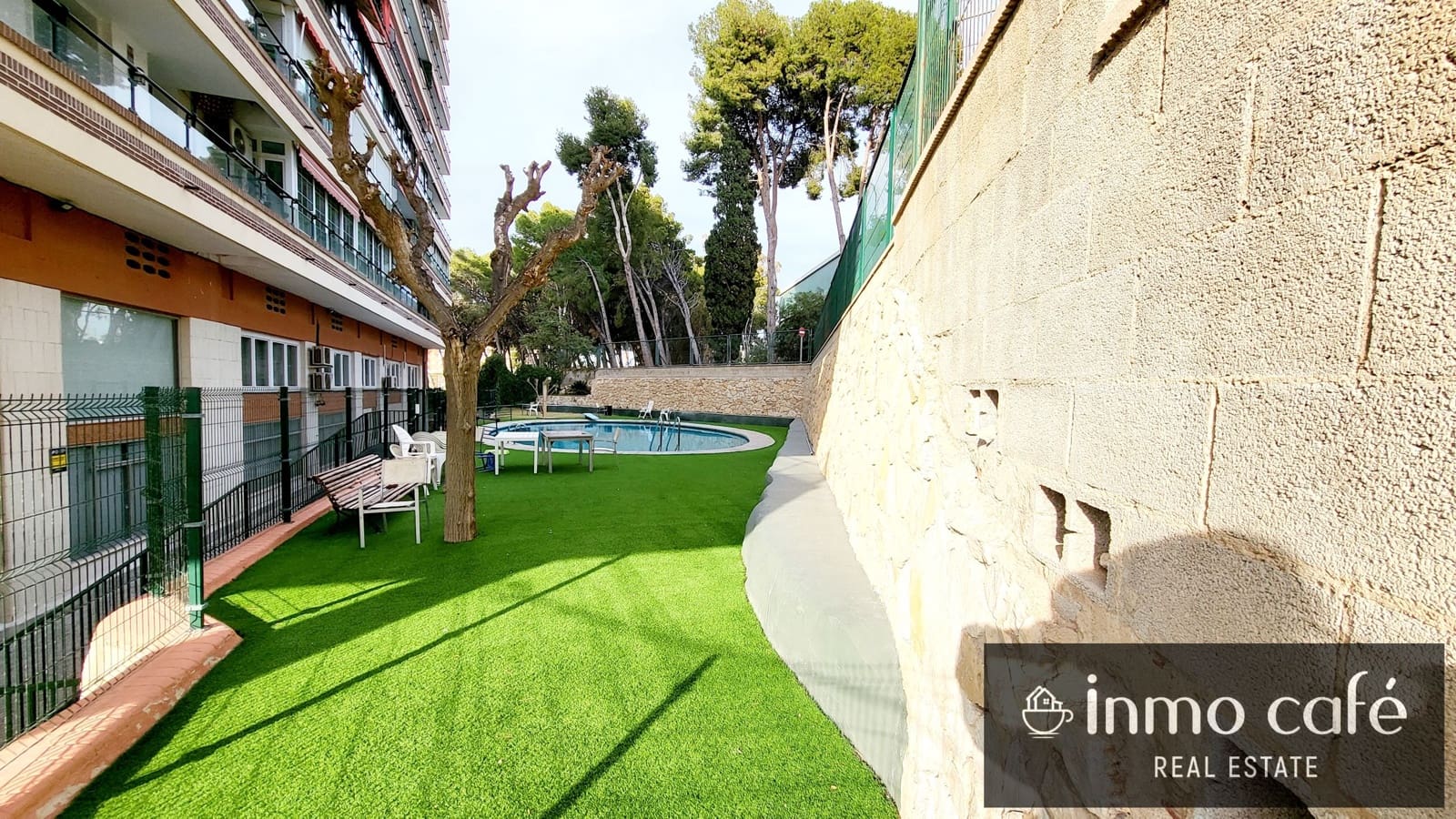 4 Zimmer Apartment zu verkaufen in Alicante / Alacant Stadt mit Pool Garage - 365.000 € (Ref: 8887129)