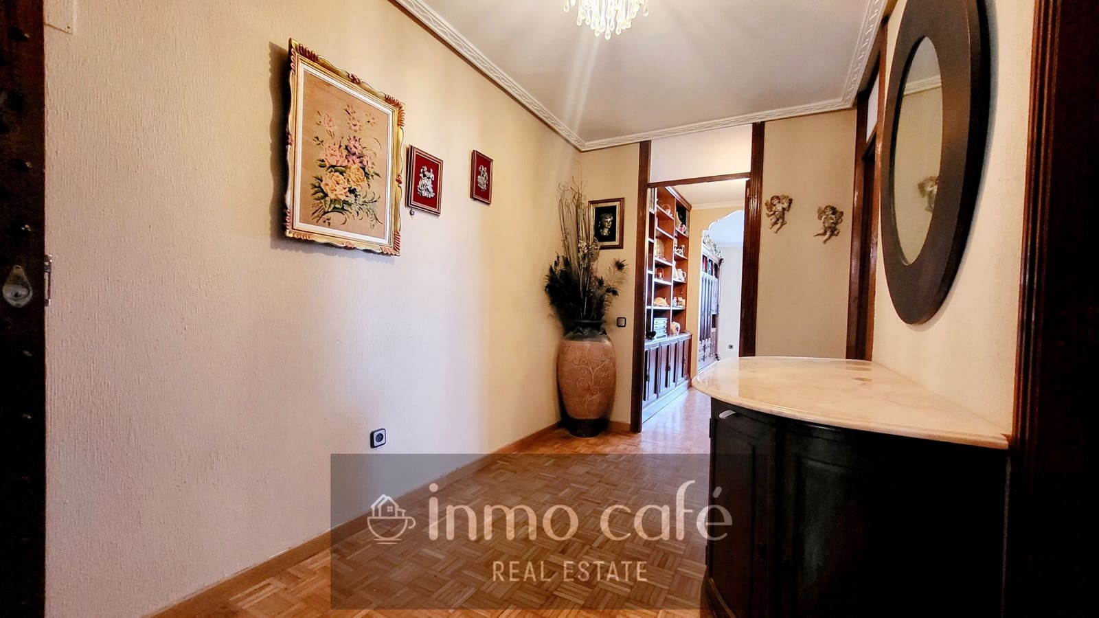 4 bedroom Apartment for sale in Alicante / Alacant city with pool garage - € 365,000 (Ref: 8887129)