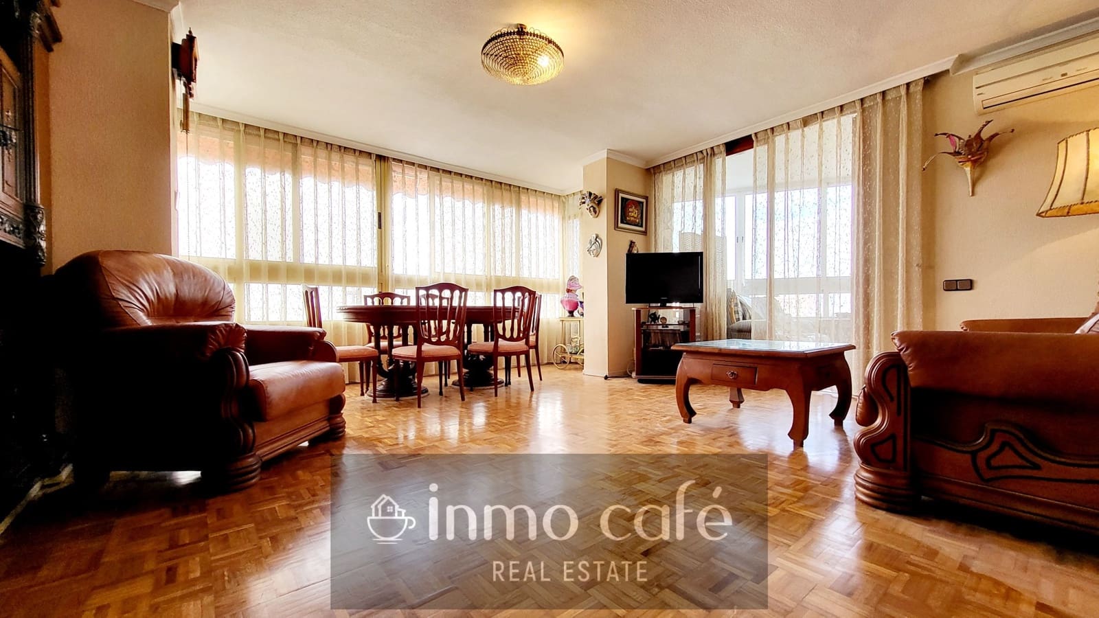 4 bedroom Apartment for sale in Alicante / Alacant city with pool garage - € 365,000 (Ref: 8887129)
