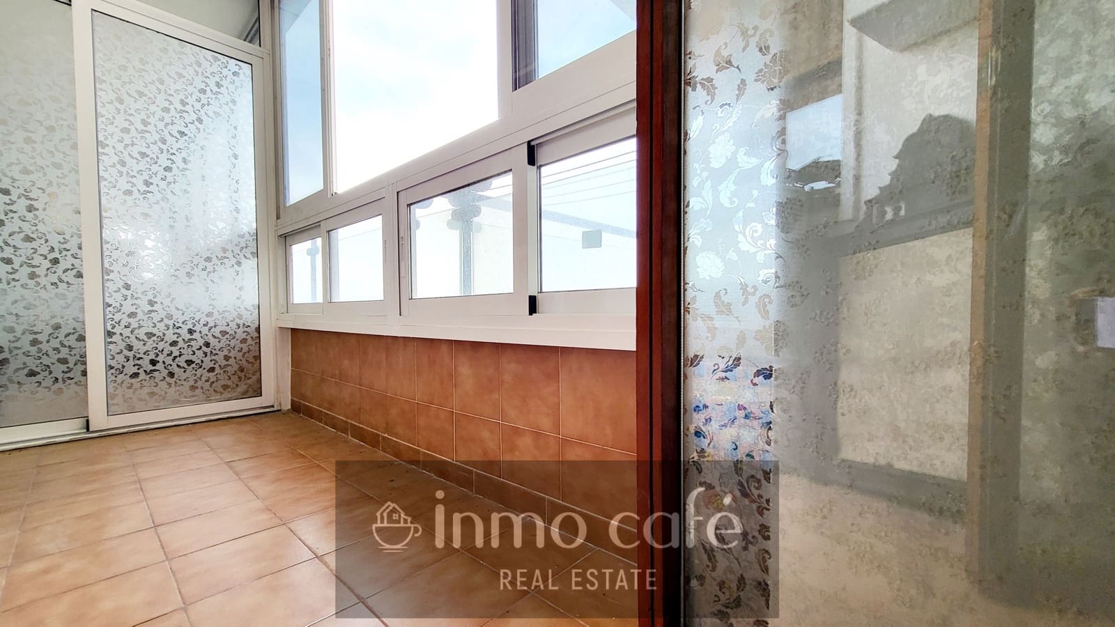 4 bedroom Apartment for sale in Alicante / Alacant city with pool garage - € 365,000 (Ref: 8887129)