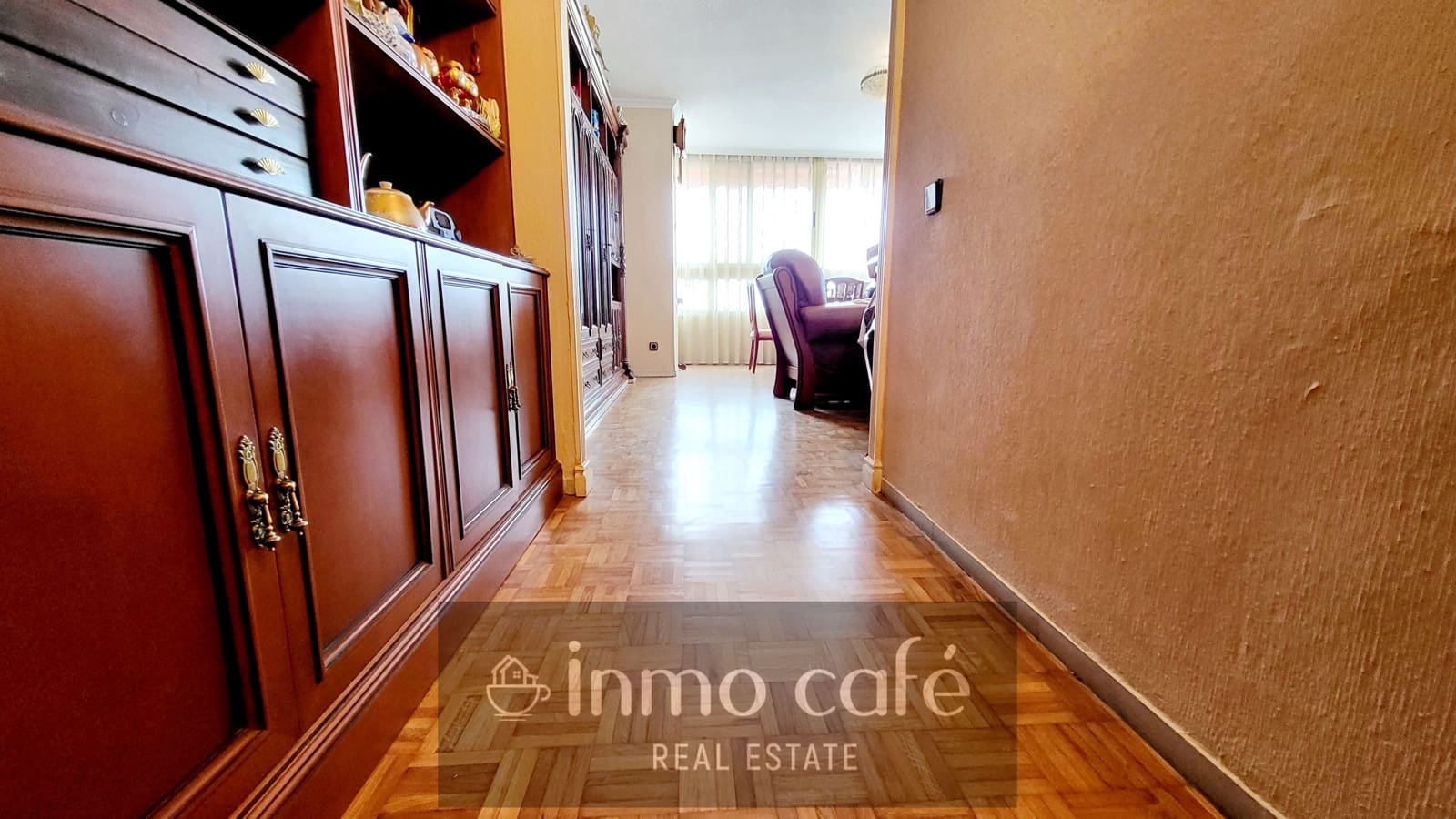 4 bedroom Apartment for sale in Alicante / Alacant city with pool garage - € 365,000 (Ref: 8887129)
