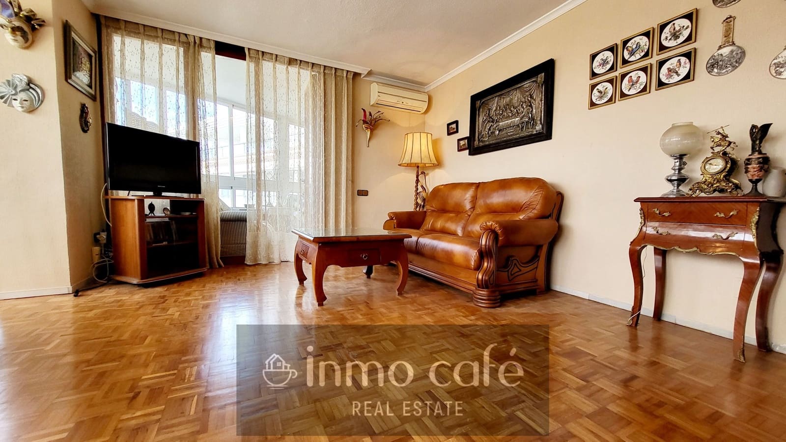 4 bedroom Apartment for sale in Alicante / Alacant city with pool garage - € 365,000 (Ref: 8887129)