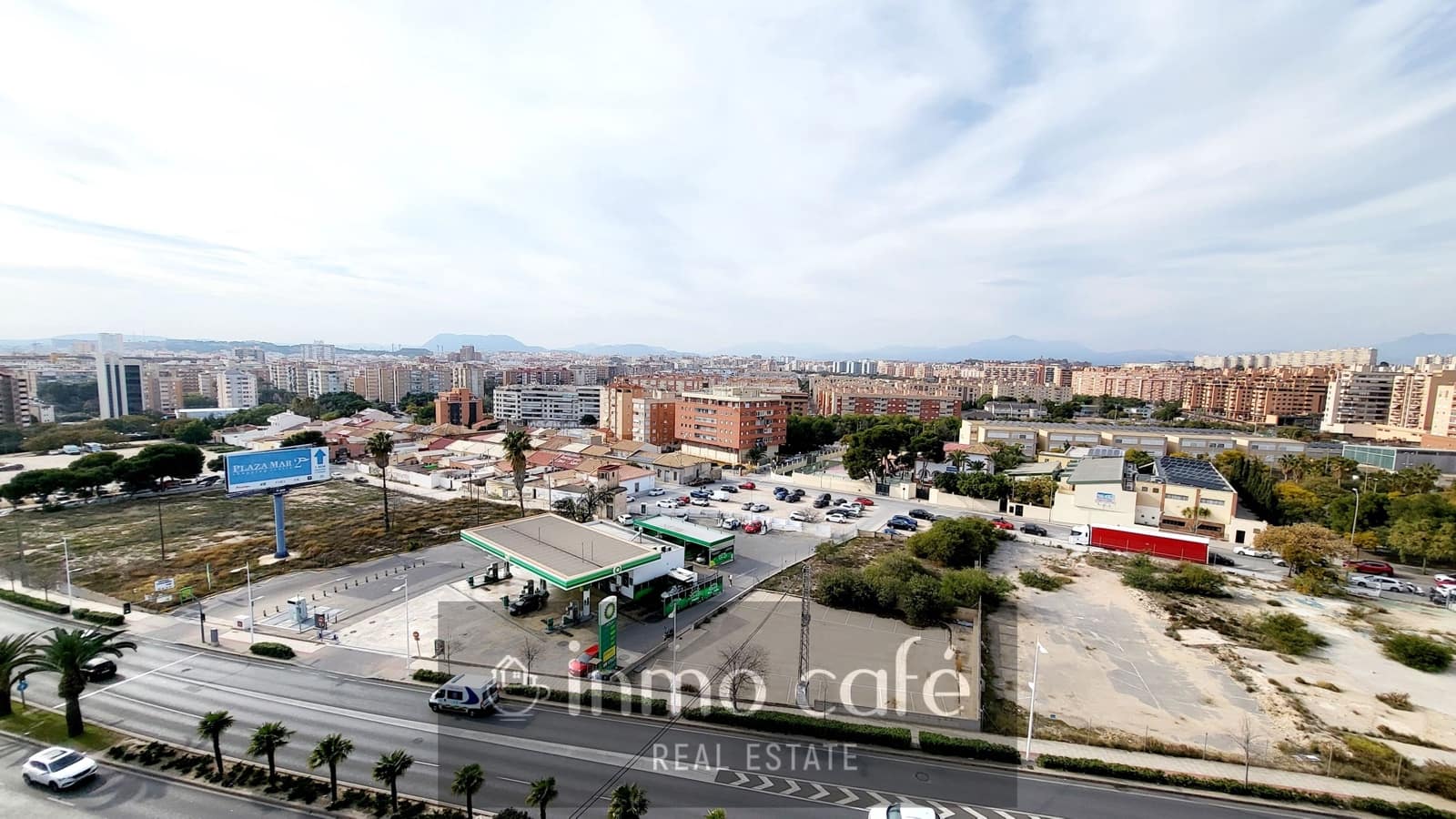 4 bedroom Apartment for sale in Alicante / Alacant city with pool garage - € 365,000 (Ref: 8887129)